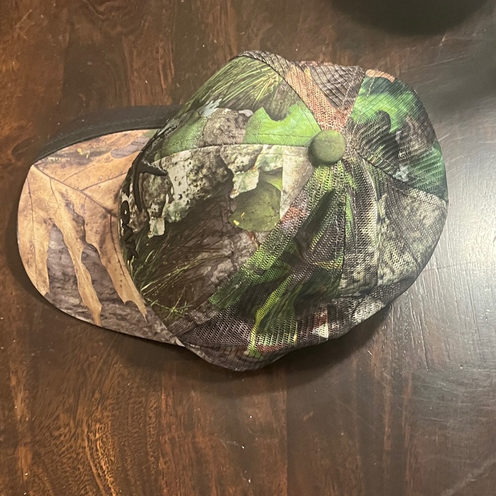 Mossy Oak Camo Cap - Picture 5 of 9